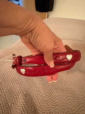 Tony Lama Womens Red Western Style Belt Silver-tone Heart Buckle Size 32 Vintage